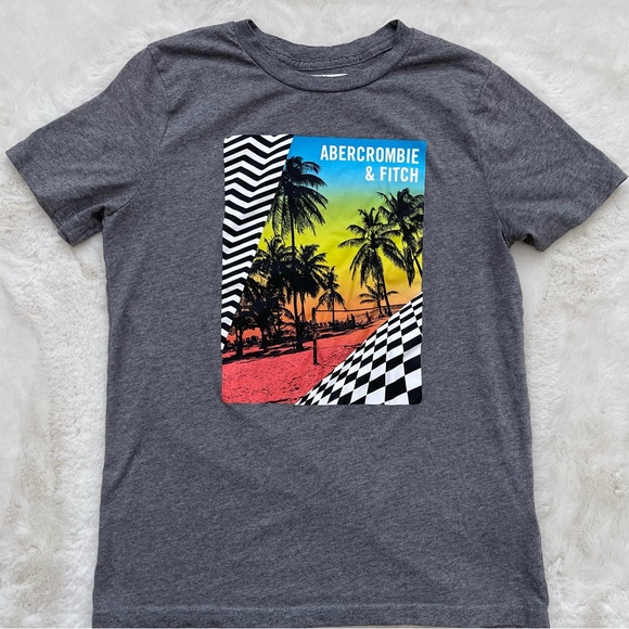 Boys shirt bundle - Picture 2 of 5